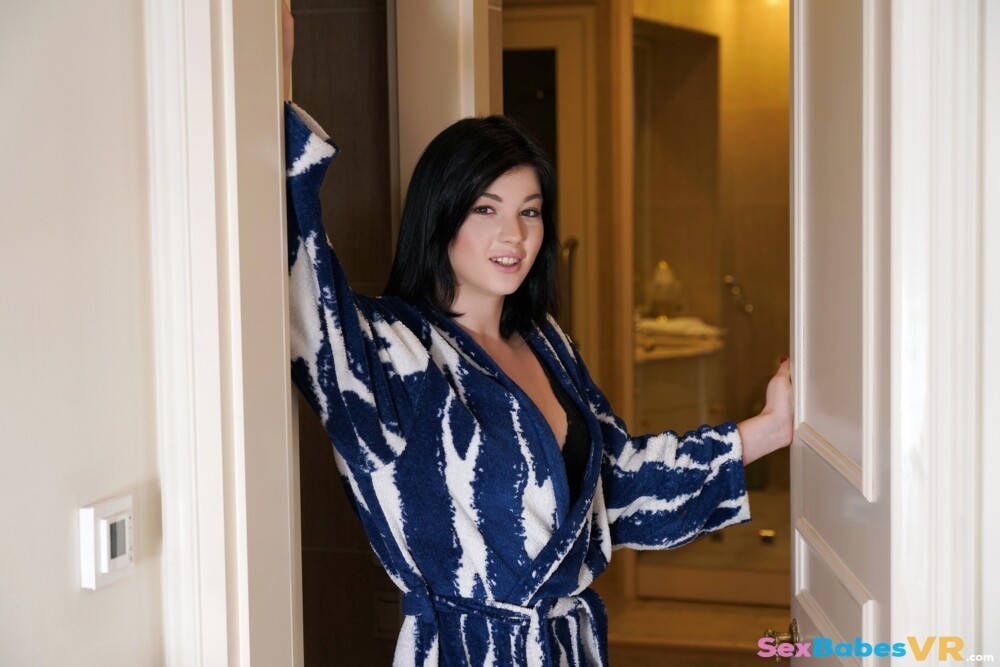 Nessie Blue Welcome Home VR Passion