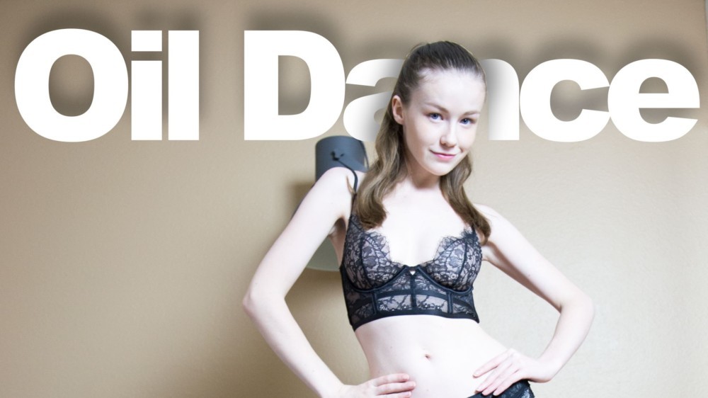 Emily Bloom's Sensual Oil Dance in 4K