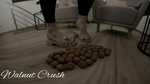 Sabdeluxe in Intense Walnut Crush VR Scene