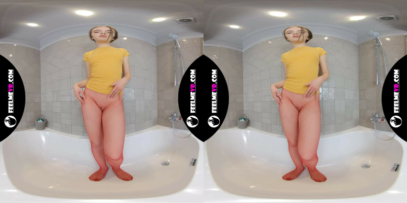 Phoneixa Fisting With Man Hand And Masturbates VR180 - Image 1