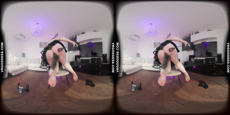 Strawberry Pastel BBW Striptease Fetish Show - Image 9