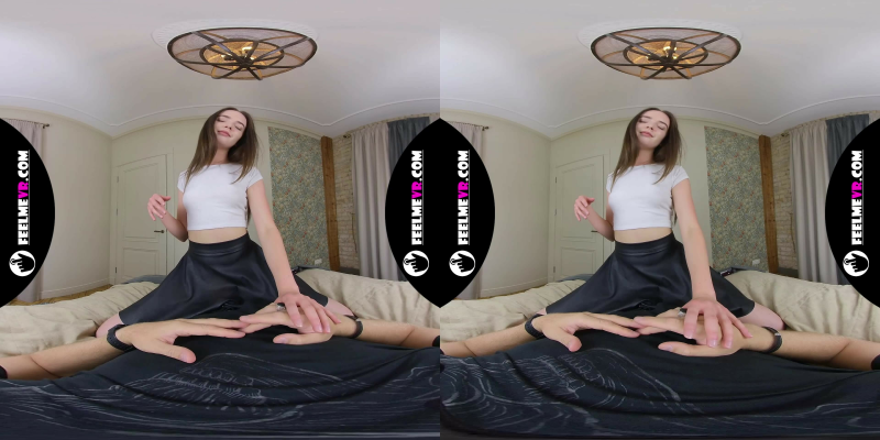 Phoneixa Wants Hard Fuck with Metal Dildo Virtual Reality Pov 180VR - Image 1