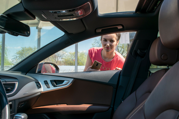 Darya & Brad - Teen hitchhiker fucks - Image 3