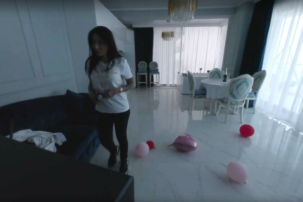 Mistress Kennya BDSM Vacation Thrill in 8K VR - Image 5