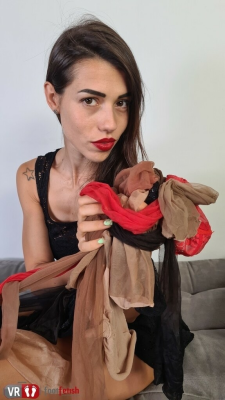 Gorgeously Seductive Petra Lures You With Her Pantyhosed Feet - Image 3