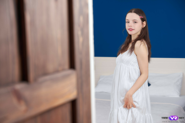 Dakota Doll's Intense Solo Orgasm in 4K VR - Image 1