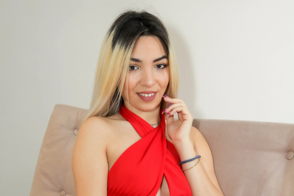 Date Giveaway - Chloe Moon - Image 1