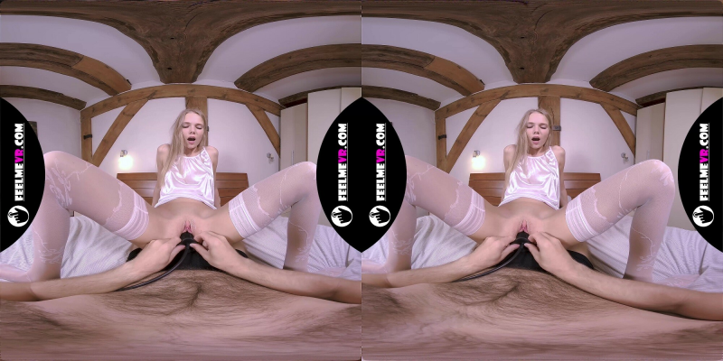 Luise Wixx Intense VR Encounter Unleashed - Image 5