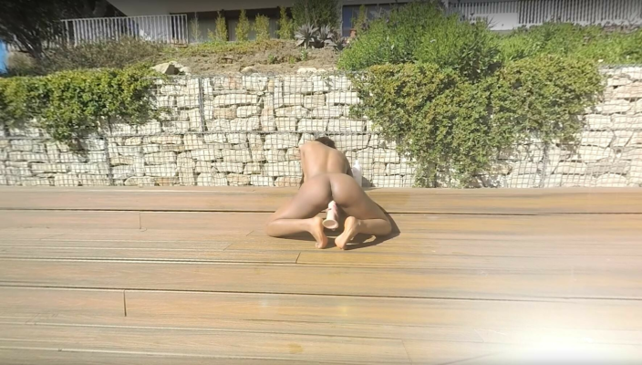 Hot Friends In a Sunny Day - Image 8