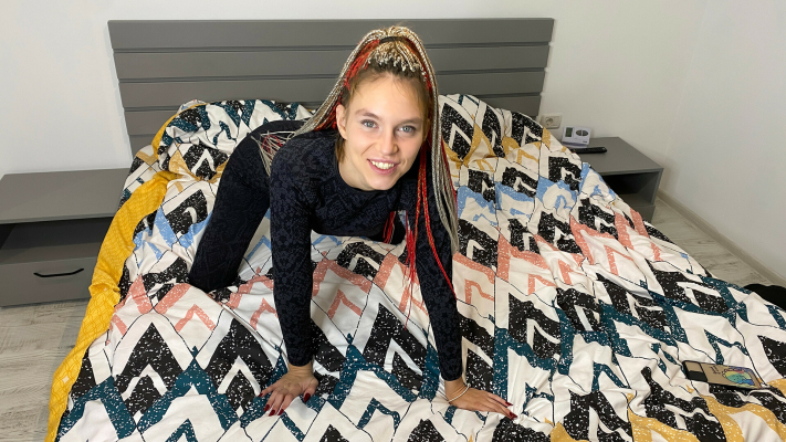 Bella Blue - Wanna Go To Gym - Image 3