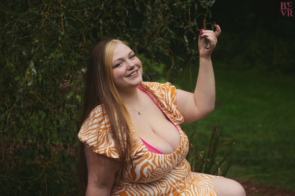 Rayna Belle First Date POV Tease in 4K - Image 1