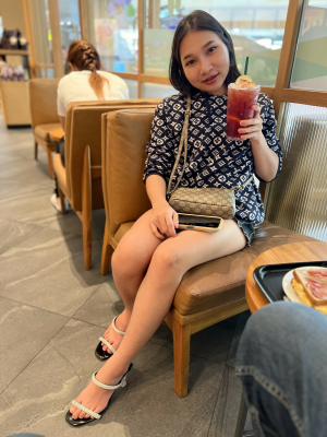 Petite 19yo Starlet NUT in Steamy VR Debut - Image 3