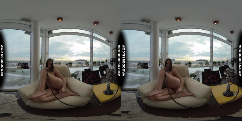 Rosalina Teen Solo Hookah Play in 4K VR - Image 7