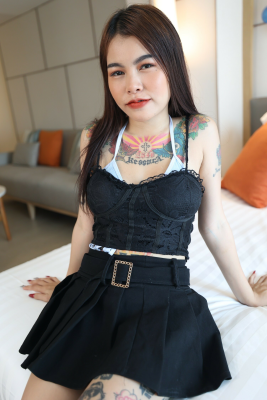 Mint's Hot Thai Bargirl Debut in 8K VR - Image 3