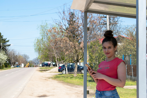 Darya & Brad - Teen hitchhiker fucks - Image 1